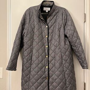 Liz Claiborne Black, White, Red Quilted Houndstooth Coat